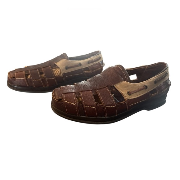 NWOT Hitchcock Men's Brown and Tan Slip-On Loafers, Fisherman Shoes - Picture 1 of 6